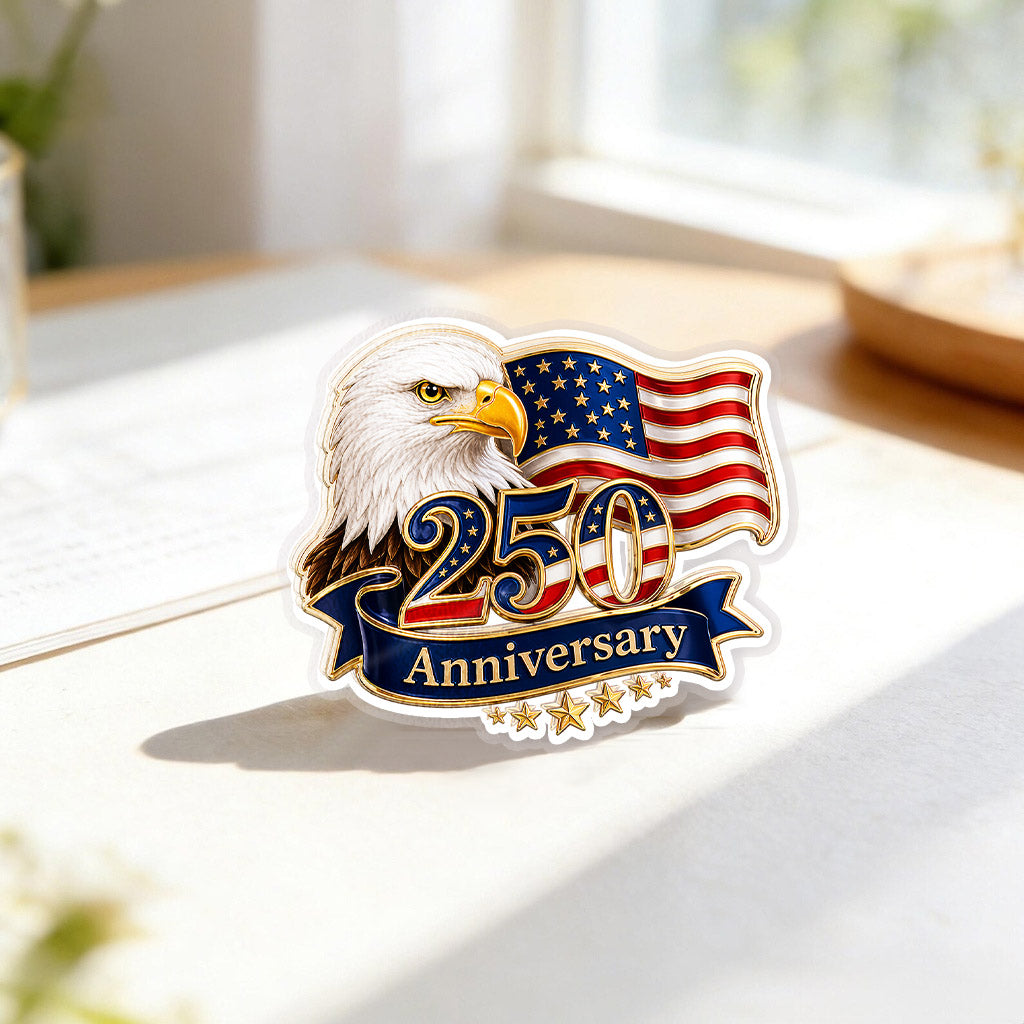USA 250th Anniversary Eagle Flag – Gold Brooch Bold Patriotic Lapel Accessory for Jackets, Hats & Bags