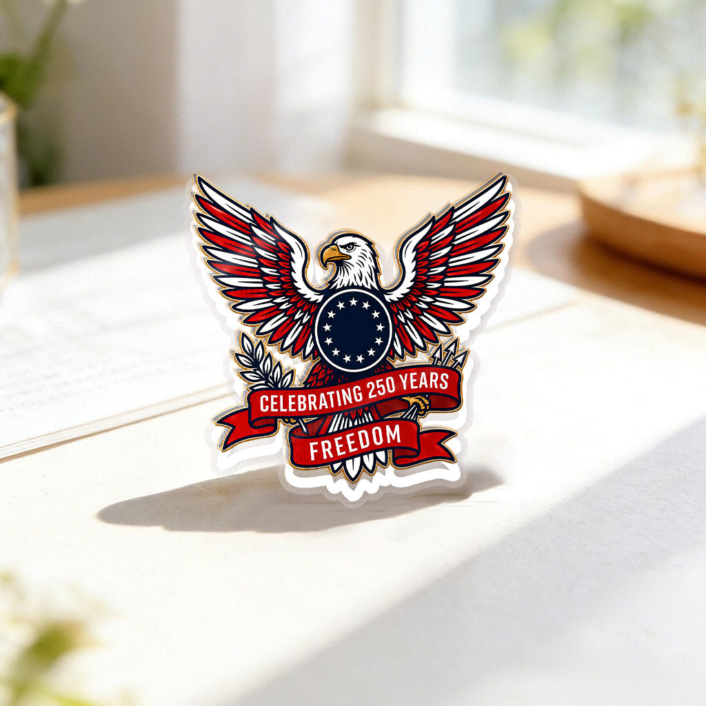 USA 250 Years Freedom Eagle Acrylic Pin – Gold Brooch Accessory for Jackets, Hats & Bags